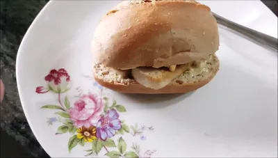 Vegan Tofubrötchen: Knusprig & Lecker mit Mandelmus & Sesam