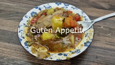 Unglaublich leckere Schweinerippchensuppe – Rezept & Anleitung