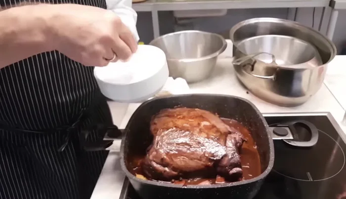 Mit Salz abschmecken.