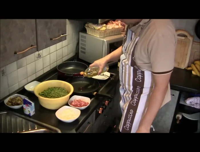 Schinken hinzufügen. [133.16]