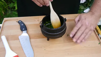 Lamm Nackensteaks vom Grill: Rezept mit Minz-Bonbon-Sauce