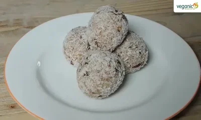 Rohvegane & Glutenfreie Aprikosen-Rosinen-Pralinen: Einfaches Rezept