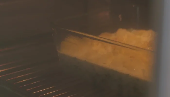 Bei 200°C ca. 15-20 Minuten goldbraun überbacken.