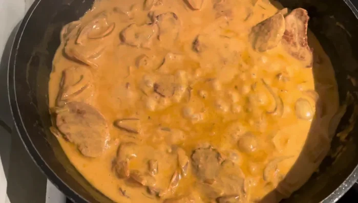 Optional: Frische Petersilie unterrühren.