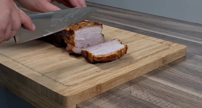 Knuspriger Schweinebauch: Rezept mit knuspriger Kruste!