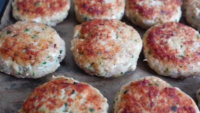 Saftige Hähnchenfrikadellen: Rezept & Zubereitung