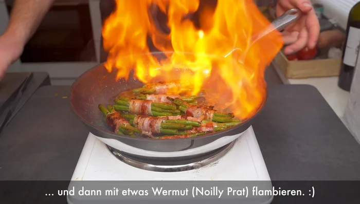 Optional: Flambieren mit Wermut. (198.59)