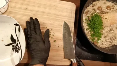 Schweinegeschnetzeltes mit Champignons in Sahnesauce - Rezept