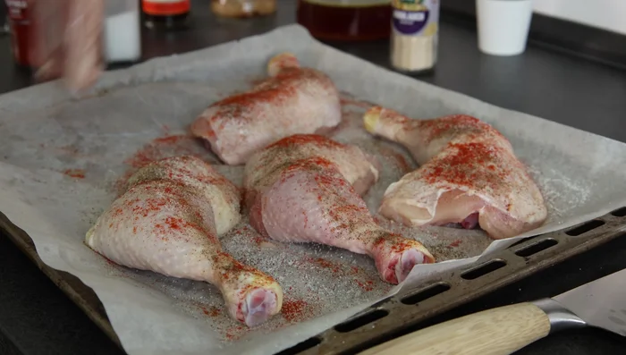 Bei 160°C Ober-/Unterhitze 30-40 Minuten im Backofen garen.