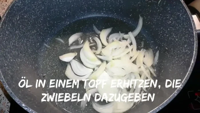 Die Kutteln sollten weich und zart sein. (Kochzeit variiert je nach Kuttelart und gewünschter Zartheit)