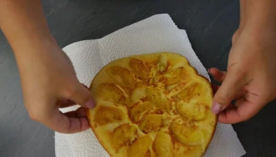 Apfelpfannkuchen Rezept: Schnell & Einfach | Zimtzucker