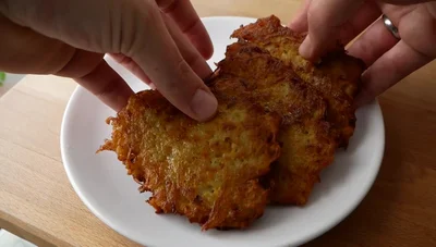 Kartoffelpuffer mit Apfelmus: Einfaches & Leckeres Rezept