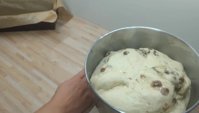 Teig kurz durchkneten.