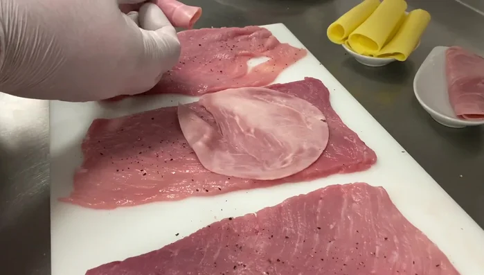 Käse darüber geben.