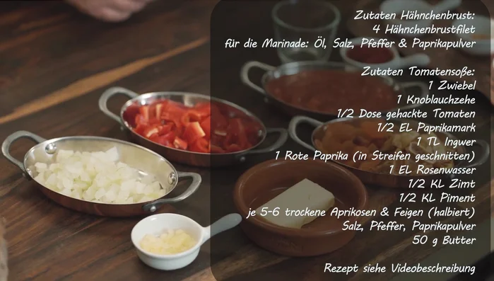 Soße vorbereiten: Ingwer, Zimt, Piment und Rosenwasser vermengen. (43.32)