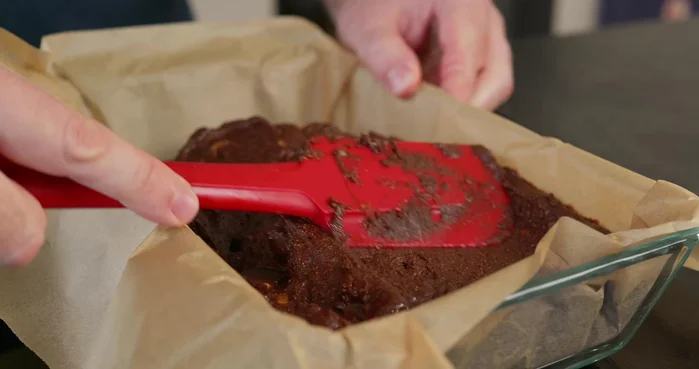 Brownies für 30 Minuten backen. (192.04)