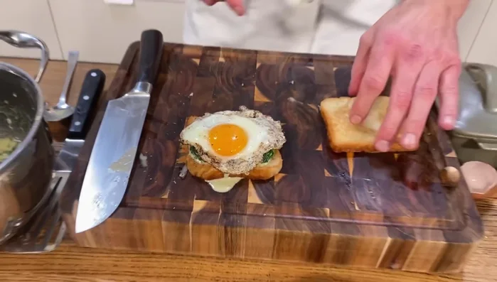 Sandwich zusammensetzen und servieren (401.509)