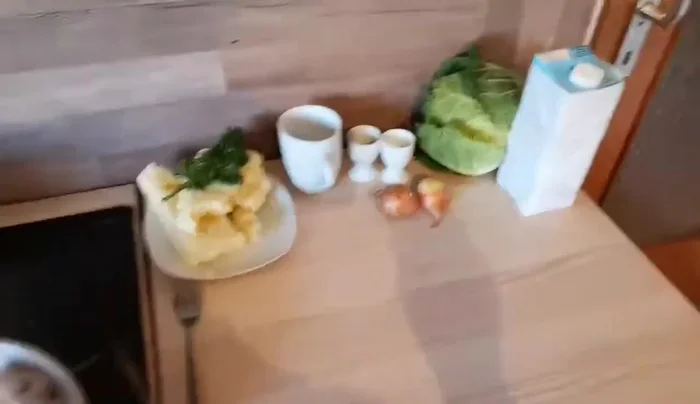 Mindestens 2 Stunden im Ofen garen (bei Bedarf Wasser nachgießen).