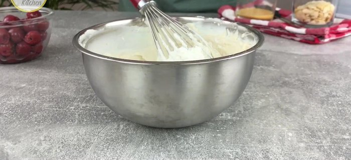 Speisestärke unterrühren, am besten mit einem Teigschaber.