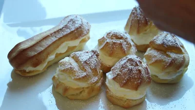 Windbeutel Rezept: Einfacher Brandteig für Profiteroles