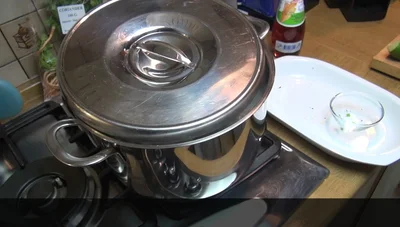 Tom Kha Gai Rezept: Exotische Hühnersuppe mit Kokosmilch