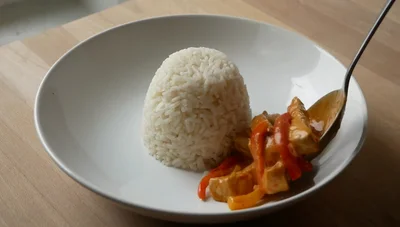 Cremiges Paprika-Rahm-Geschnetzeltes: Rezept & Videoanleitung