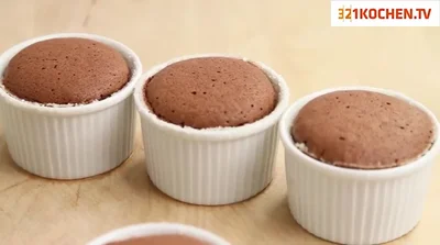Schokoladensoufflé Rezept: Luftig & Lecker