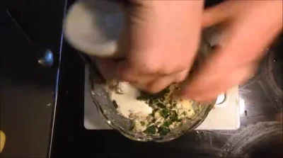 Exotischer Hähnchen-Ananas-Apfelsalat - Rezept & Video