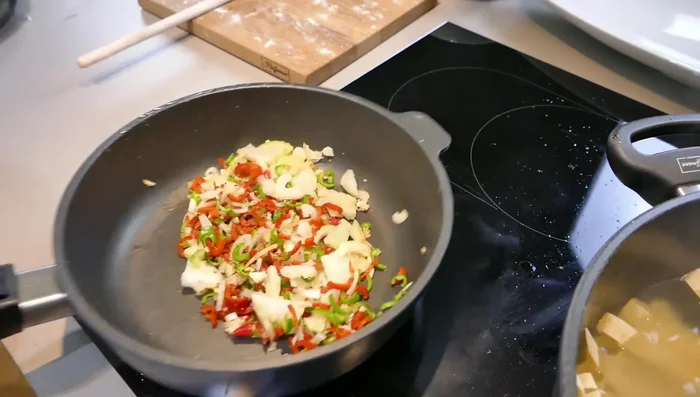 Mit Salz und Pfeffer kräftig würzen (181.97).