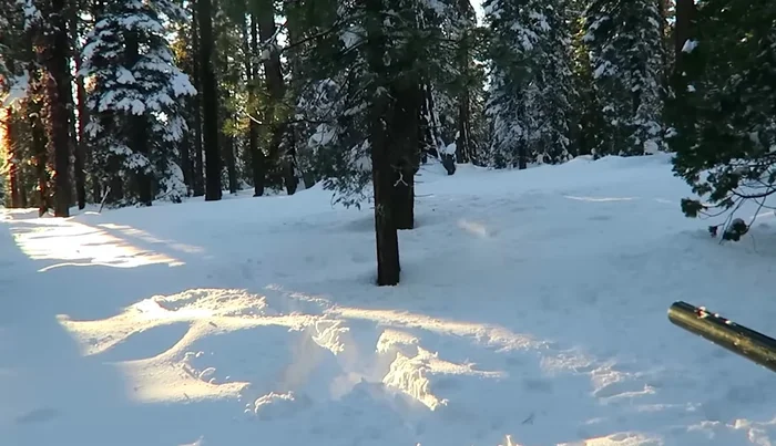 Den Kolben konstruieren, der die Feuerrate steuert (Einzel-, Halbautomatisch oder Vollautomatisch).