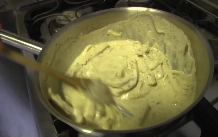 Das Gericht noch 2 Minuten köcheln lassen.